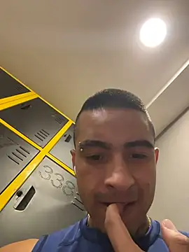 XXX chat uživo modela willclayy