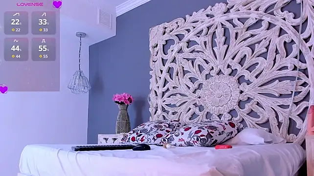 צ'אט XXX בשידור חי של KarinaVega_