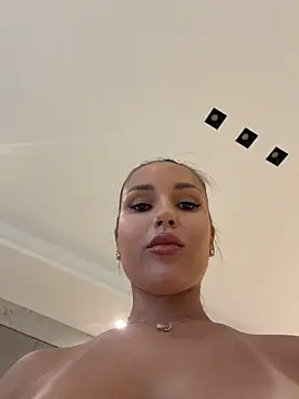 Syka0001 – Naživo XXX chat