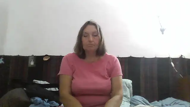 AnnaLive570's Webcam Show