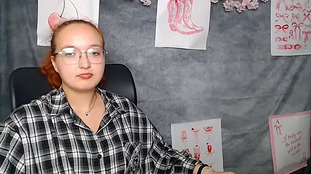 Chat +18 de MissAriaa ao vivo