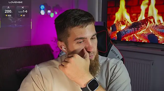 Sweeet__boyn Webbikameraesitys
