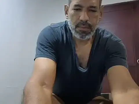 jackbigcock11 Adlı Modelin Canlı XXX Sohbeti