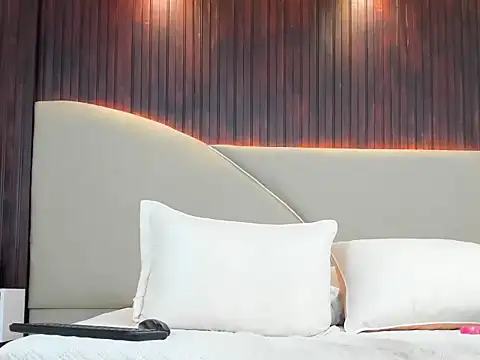 Ares_B2026 élő XXX-chatje