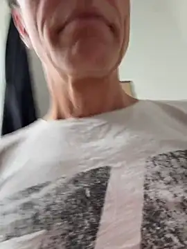Chat XXX en directo de SexyLeon8