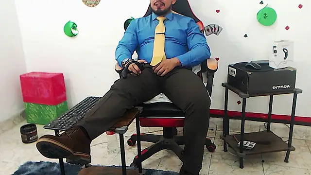 KalethBigDick's Live XXX Chat