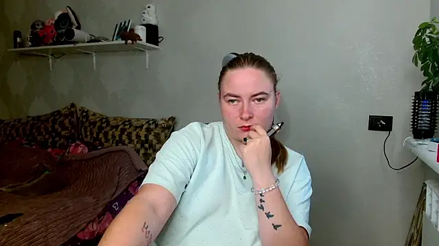 ElenaAngel Chat XXX in diretta