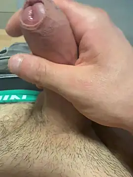 lorenzz122's Webcam Show