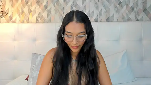 Roseaurora's Live XXX Chat