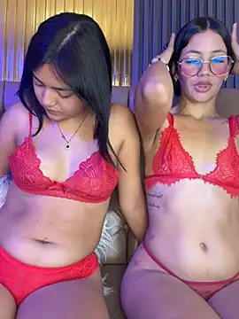 party-girls: διαδικτυακό σόου στην κάμερα