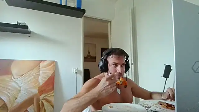 alpha-hunk Adlı Modelin Canlı XXX Sohbeti