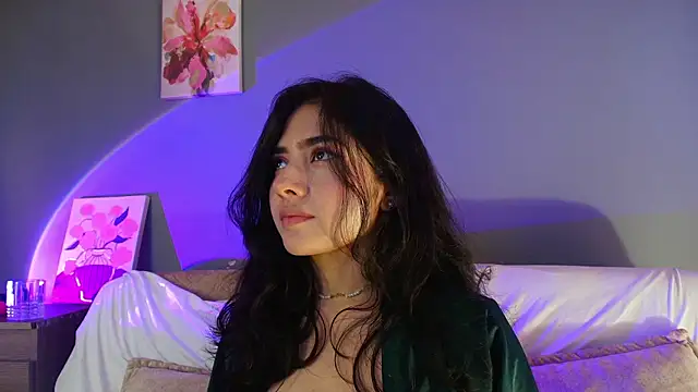 Chatroom XXX en direct de adara_johnson__