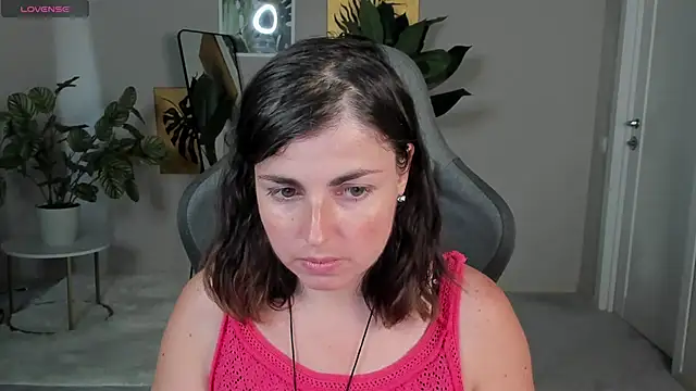 MartaEdams 라이브 XXX 채팅