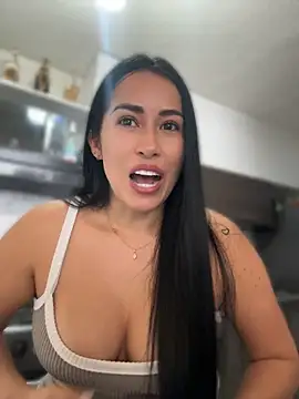 areviklusine1 Chat XXX live