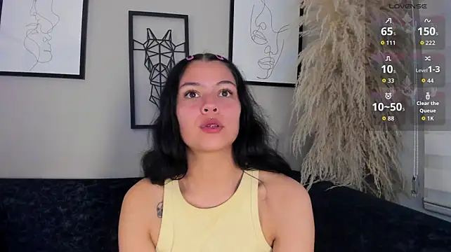 Kiki_Cam__'s Live XXX Chat
