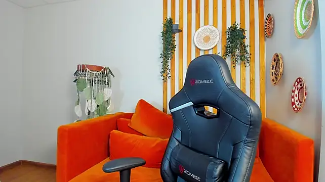 ElaraVoltage Live XXX-Chat