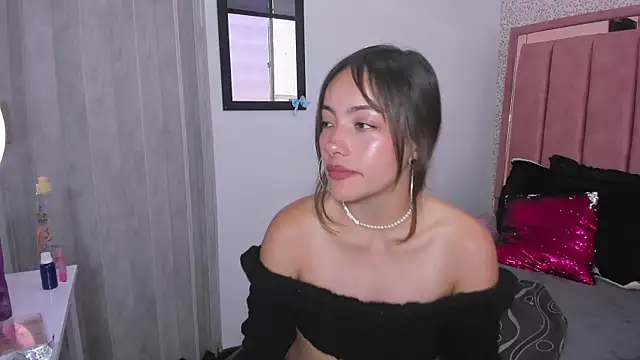 LIA__MILLER_'s Live XXX Chat