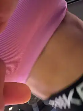 F3ckd0lllucy's Live XXX Chat