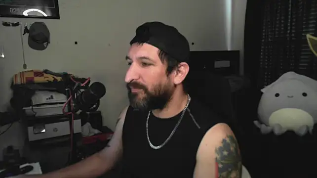 DevilPup75_ XXX чат на живо