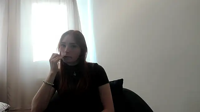 ReinaBomaster – Naživo XXX chat