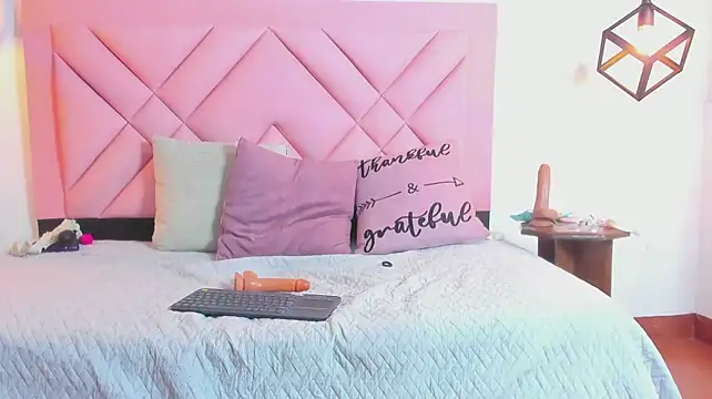 Caroline_daringのライブXXXチャット
