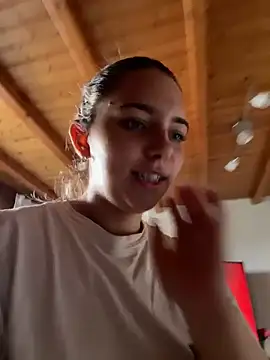 Naomi-Klein Live XXX-Chat