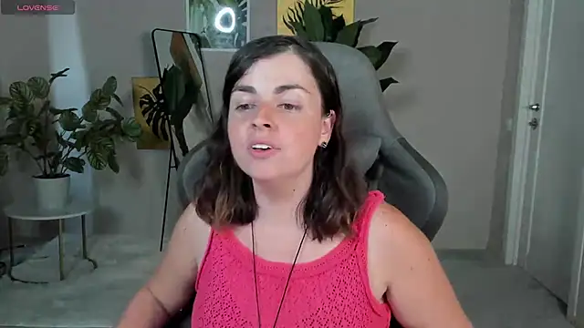 MartaEdams 现场XXX聊天