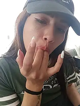 _Luna_Blooms Live XXX-Chat