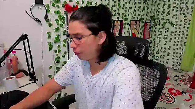 Andy_gray's Live XXX Chat