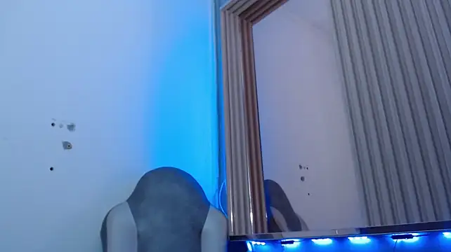 Czat XXX na żywo – MaximumSteel_