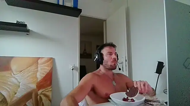 alpha-hunk Chat XXX in diretta
