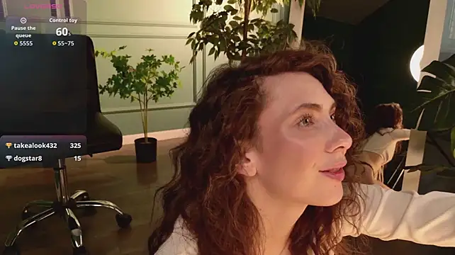 Scarlet_Muse_ Chat XXX in diretta