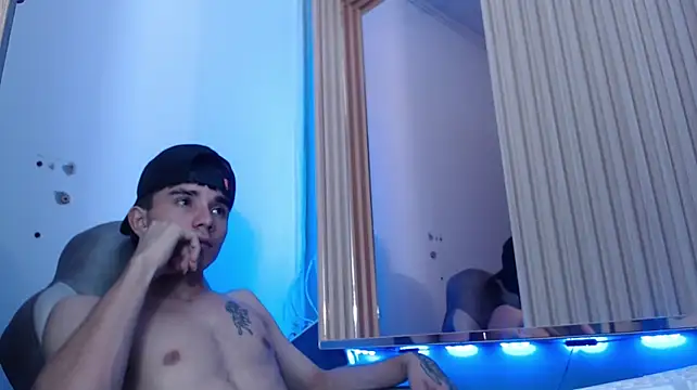 MaximumSteel_ – Naživo XXX chat