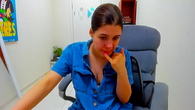 Chat +18 de Joannia ao vivo