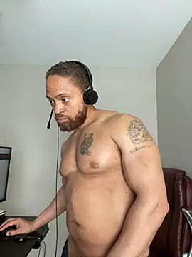 Fathero1time's Live XXX Chat