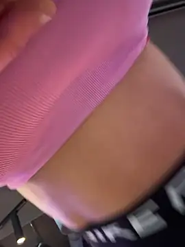 Chat XXX Live F3ckd0lllucy