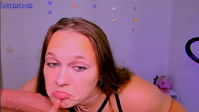 Czat XXX na żywo – evilla_brill