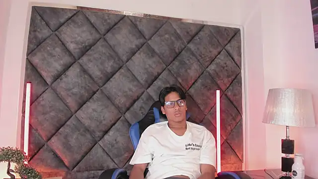 LiamKron Webcam Show