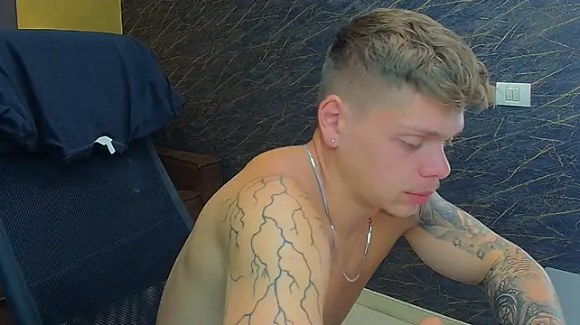Chat XXX en directo de NicoTroy