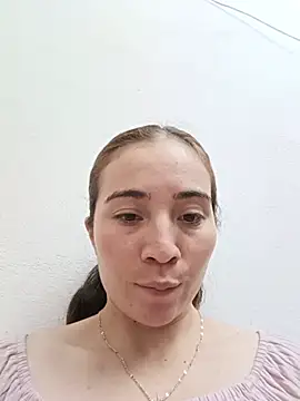 Marilixx_20 – Naživo XXX chat
