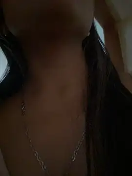 Rosa_25xのライブXXXチャット