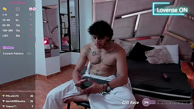 XXX chat uživo modela JayTaylorr