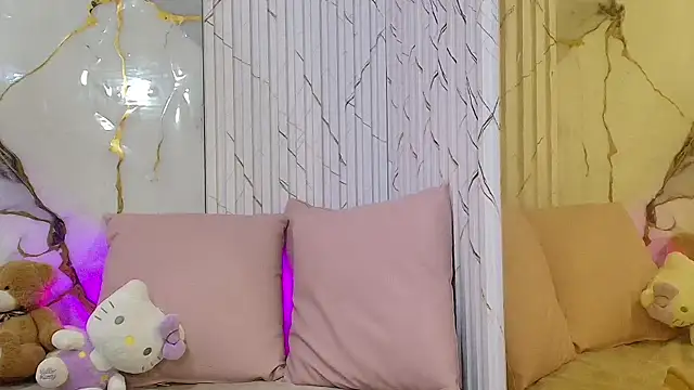 Czat XXX na żywo – PEACHY_TAY