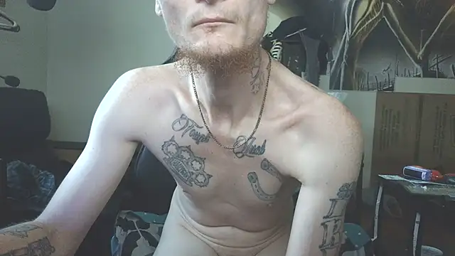 jizzyglizzy92 XXX чат на живо