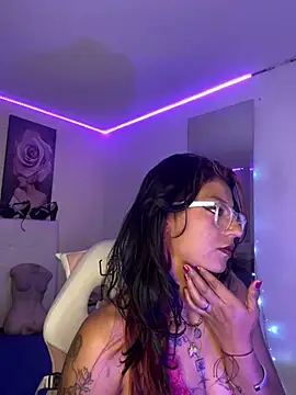 SamathaMay 라이브 XXX 채팅