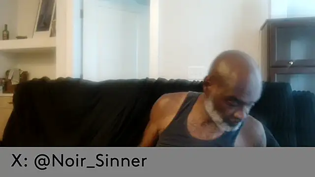 Chat XXX en directo de sinnernoir