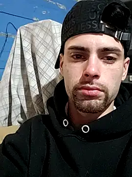 Chat +18 de MatiasflamaV ao vivo