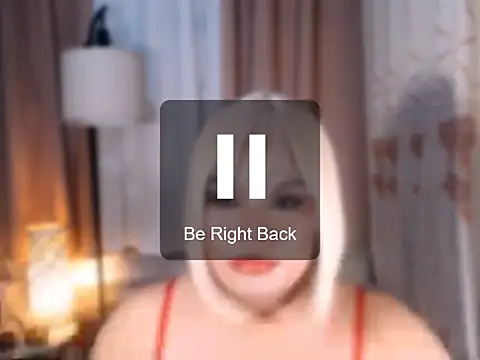 Вебкам-шоу TSbrianaHugeCock