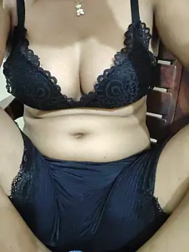Chatroom XXX en direct de Poonam-Ray
