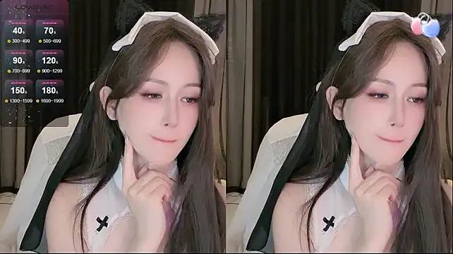Marui- Live XXX Chat